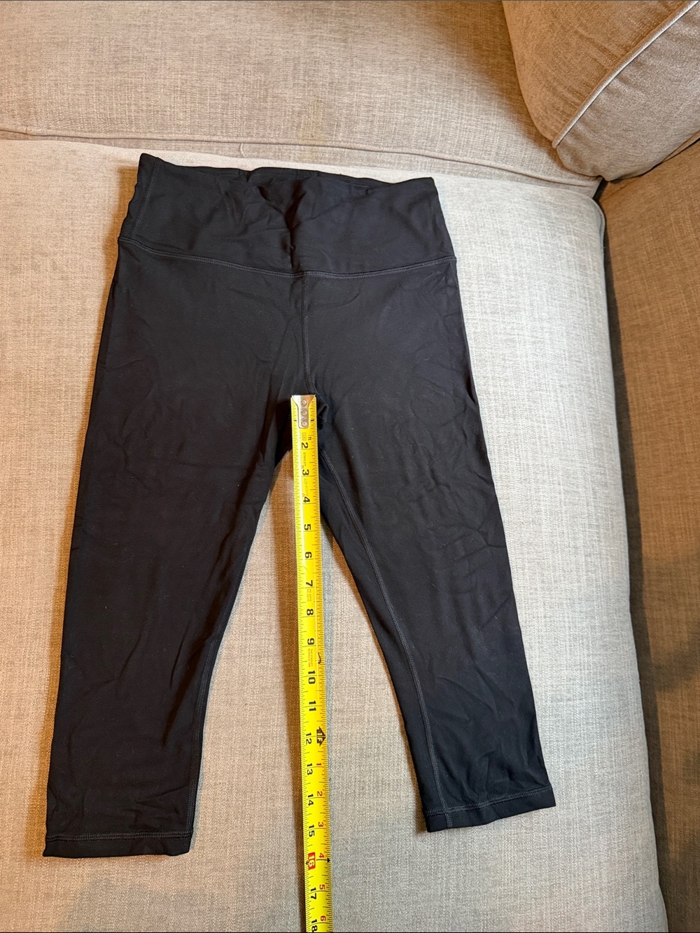 Athleta Black Capri Leggings for Women